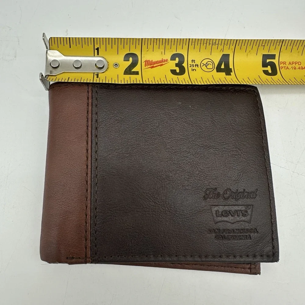 Levi's Leather RFID Wallet Bifold ID Brown And Tan